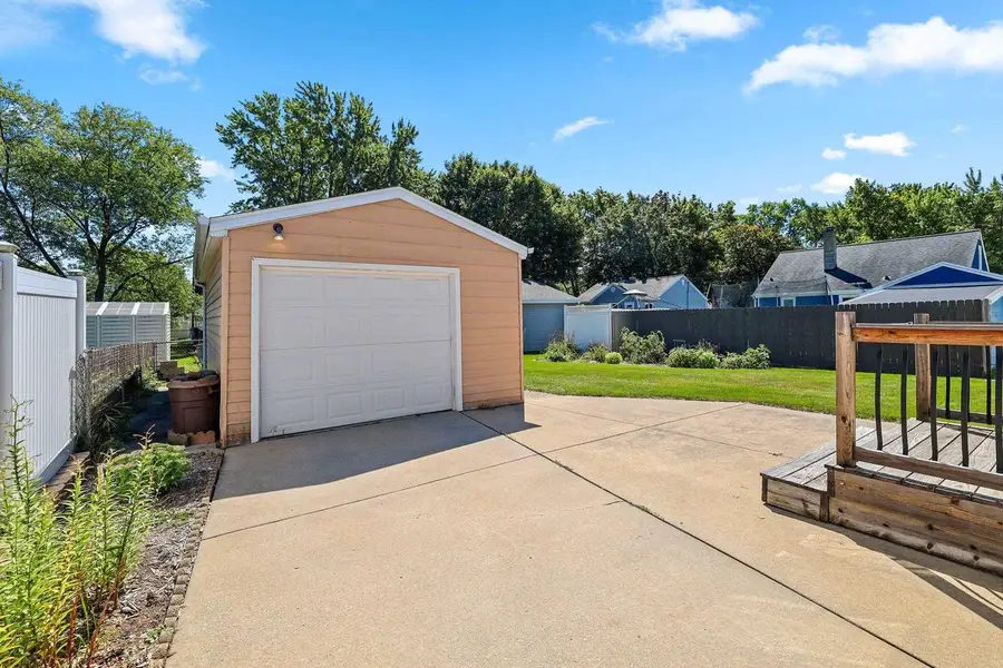 1739 12TH AVENUE, Green Bay, WI 54304 - #3