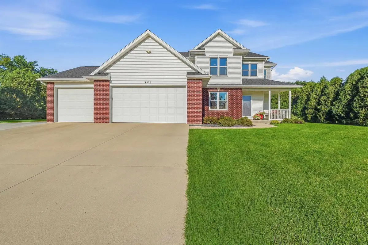 721 LEDGEVIEW LANE, Brownsville, WI 53006 - #1