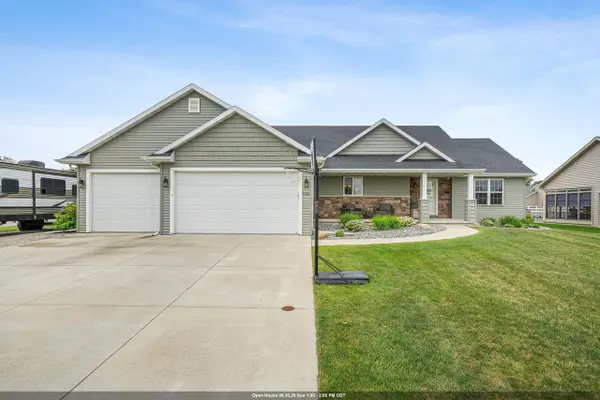 4866 N WREN DRIVE, Appleton, WI 54913