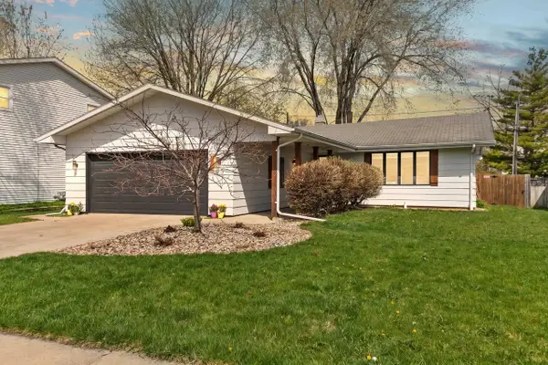 546 E COOLIDGE AVENUE, Appleton, WI 54915