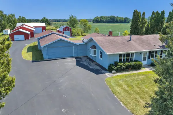 660 N NORTHVIEW ROAD, Green Bay, WI 54311