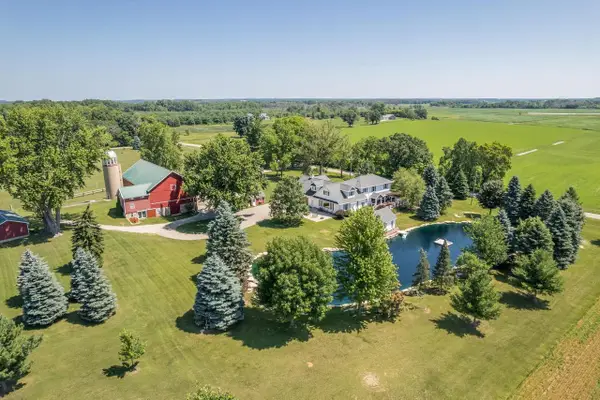 8379 SAUBY ROAD, Larsen, WI 54947
