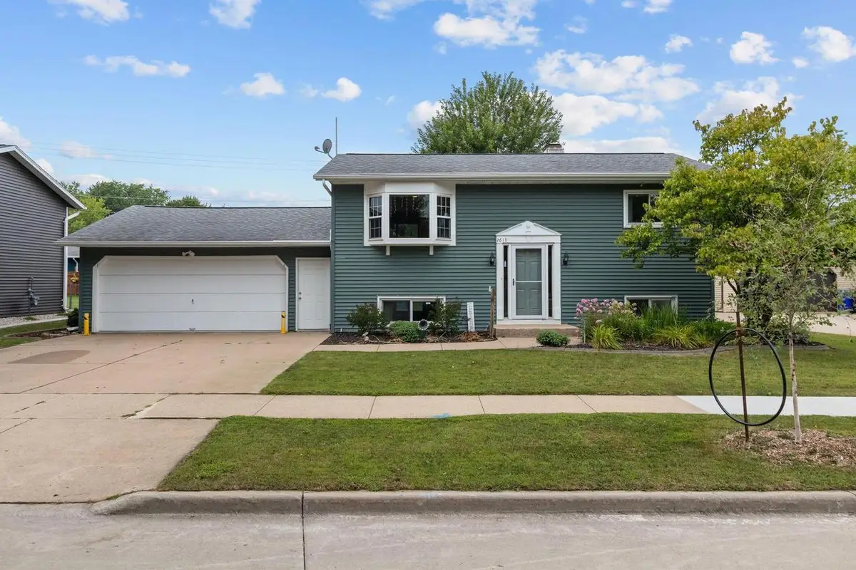 2613 S JASON DRIVE, Appleton, WI 54915 - #1