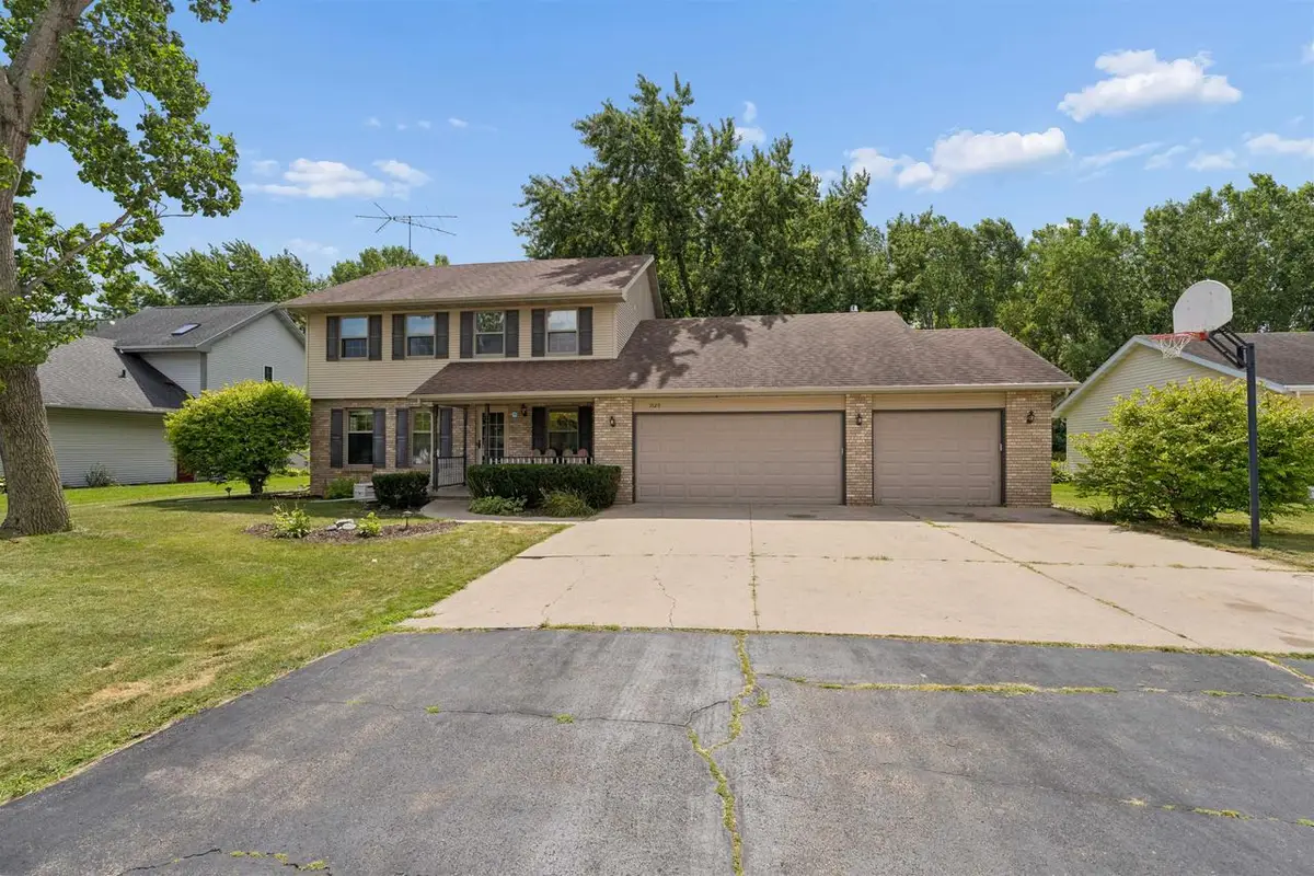 1029 HIGHLAND PARK ROAD, Neenah, WI 54956 - #1