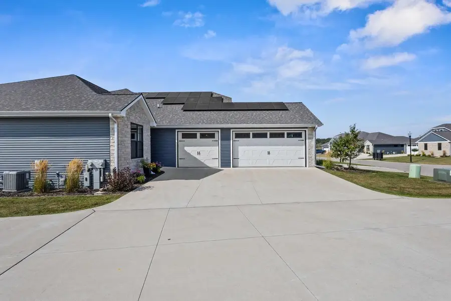 2742 CASTAWAY COURT, Green Bay, WI 54311 - #3
