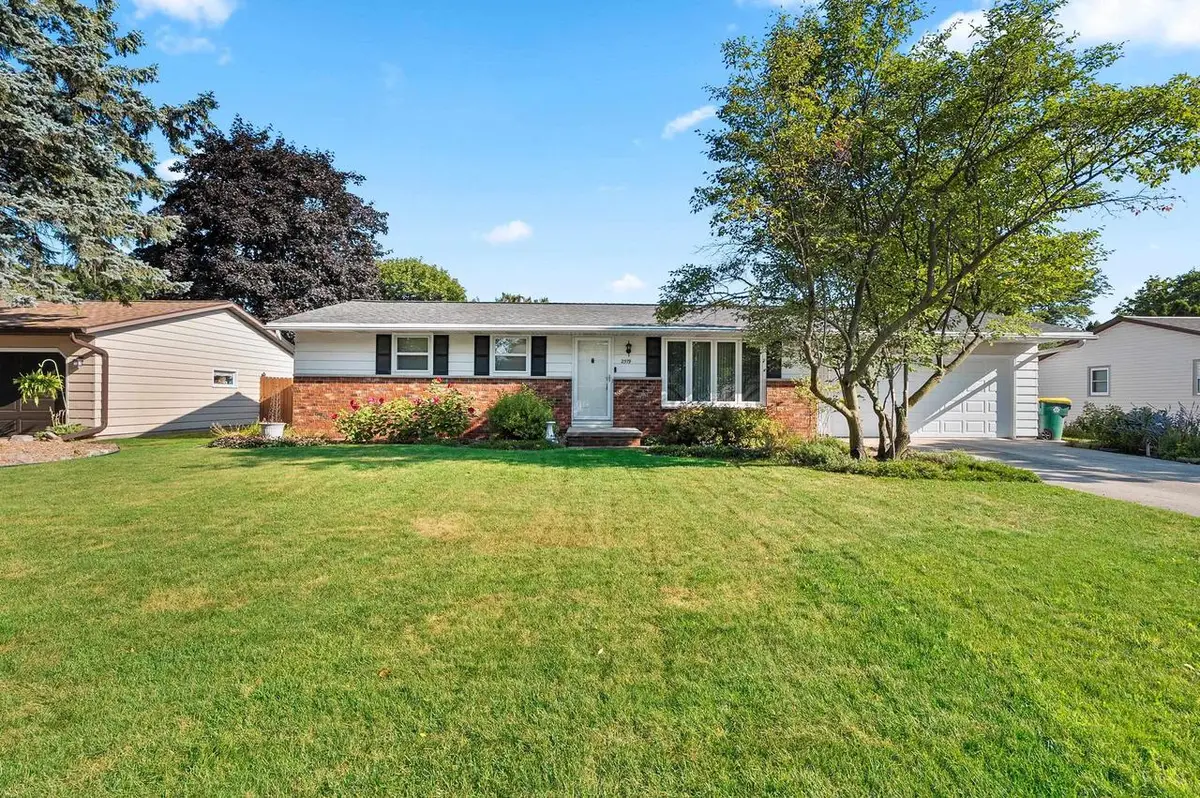 2579 VAN BEEK ROAD, Green Bay, WI 54311 - #1