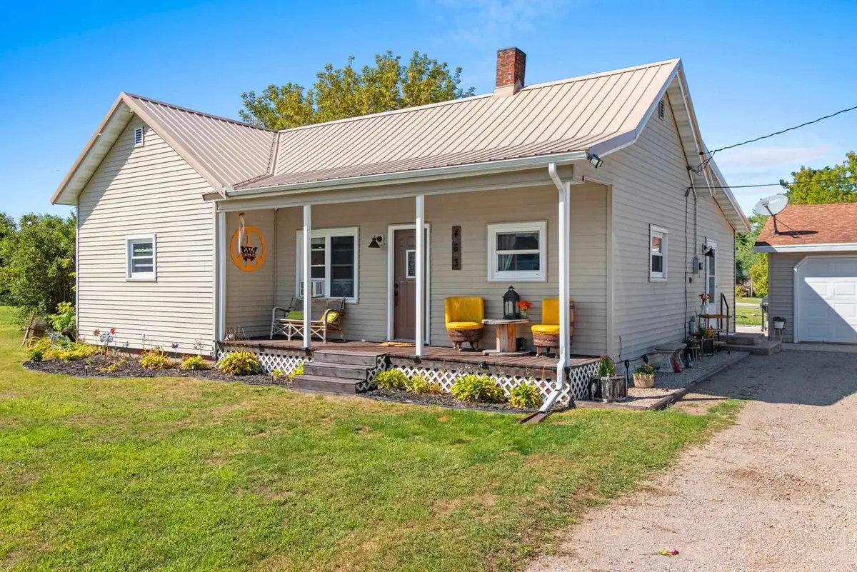 463 GREEN BAY AVENUE, Oconto Falls, WI 54154 - #1
