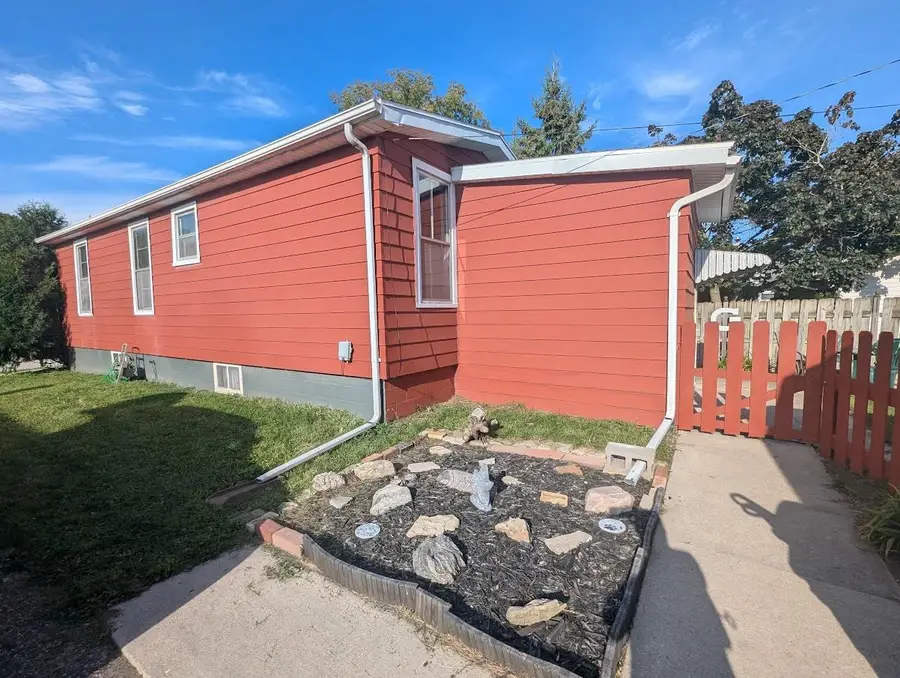 276 E COTTON, Fond Du Lac, WI 54935 - #3