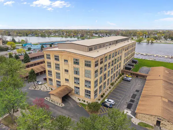 1545 ARBORETUM DRIVE  #325, Oshkosh, WI 54901