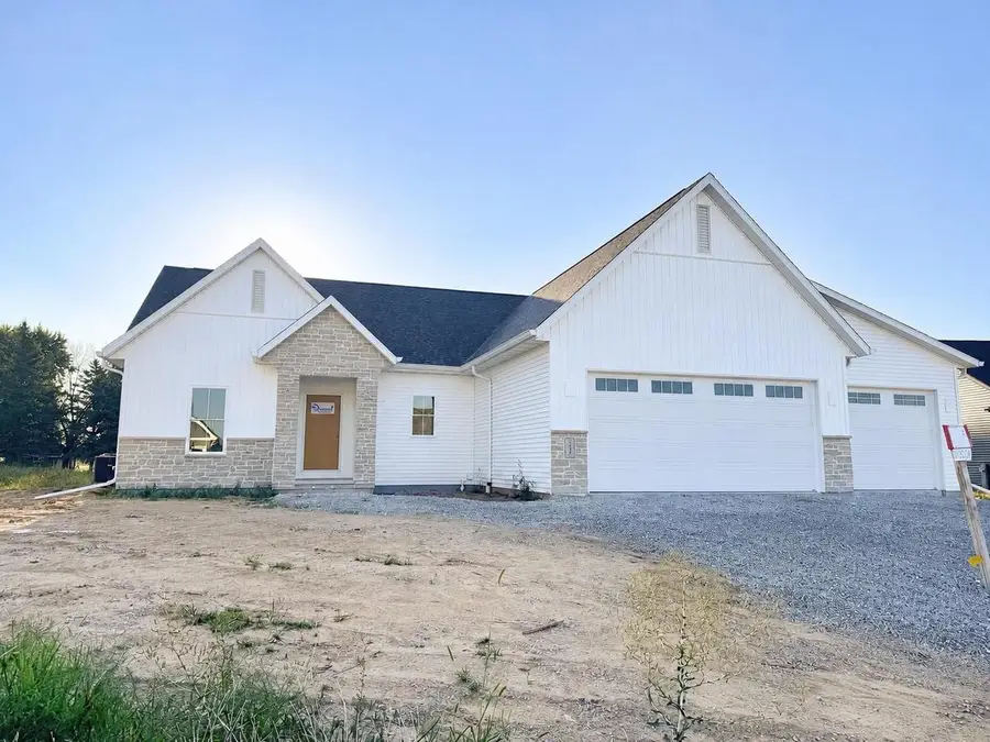 N8844 GALWAY LANE, Menasha, WI 54952 - #2