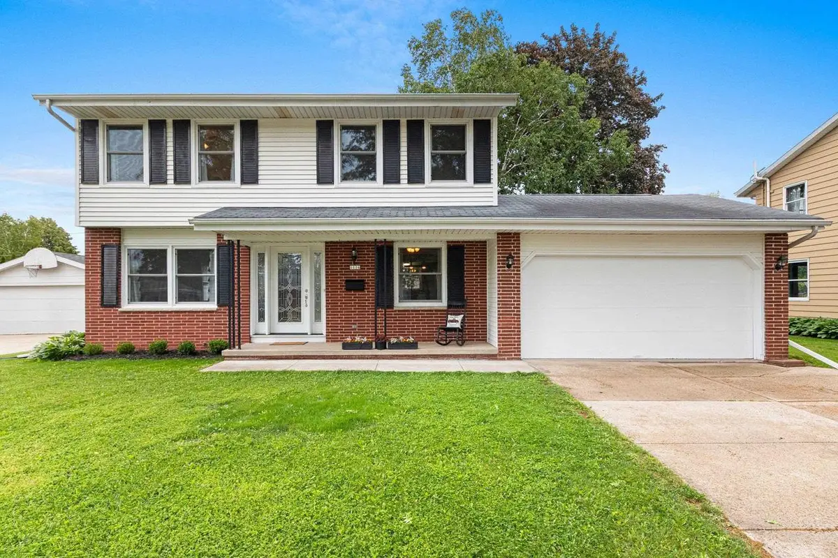 1116 REICHOW STREET, Oshkosh, WI 54902 - #1