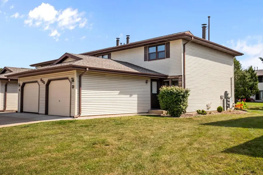 800 S WESTHAVEN PLACE  #D, Appleton, WI 54914 - #3