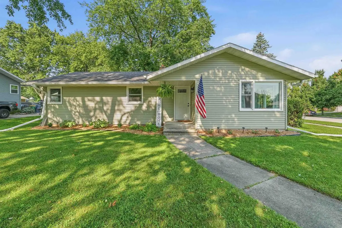 698 MARTIN AVENUE, Fond Du Lac, WI 54935 - #1