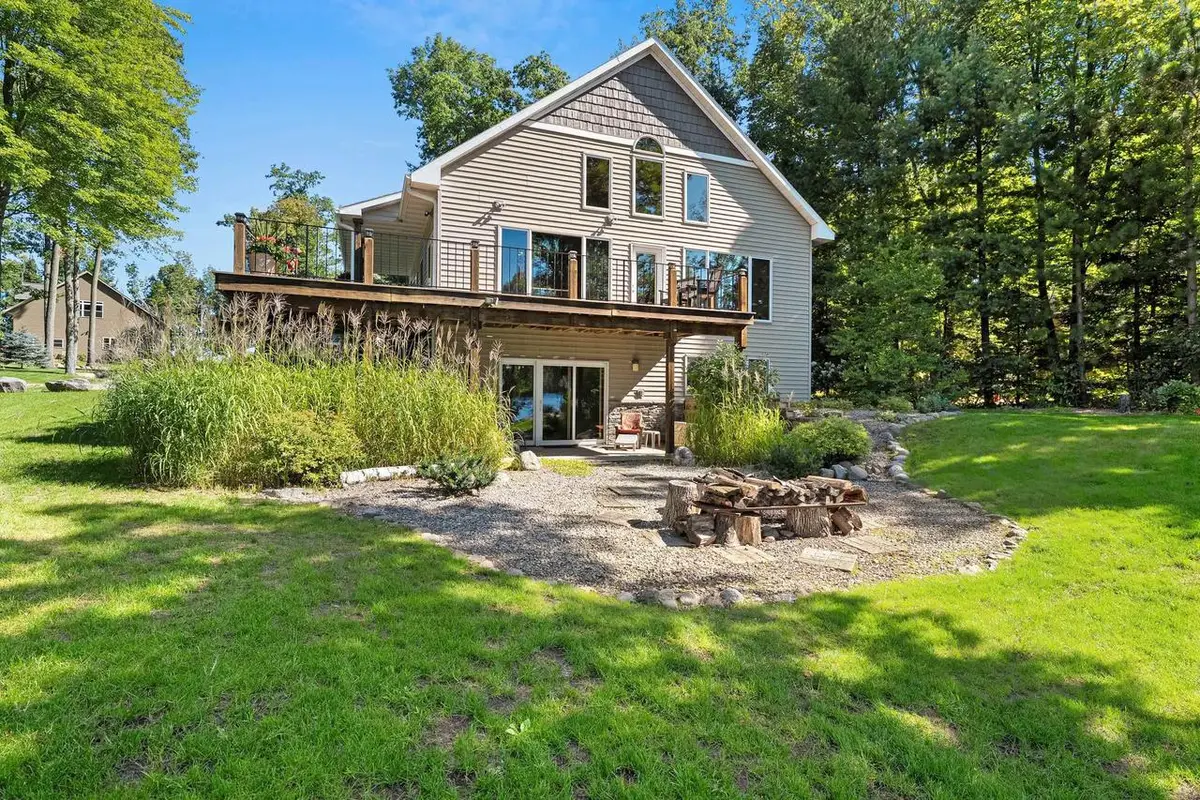 W11381 CARRIE LANE, Pound, WI 54161 - #1