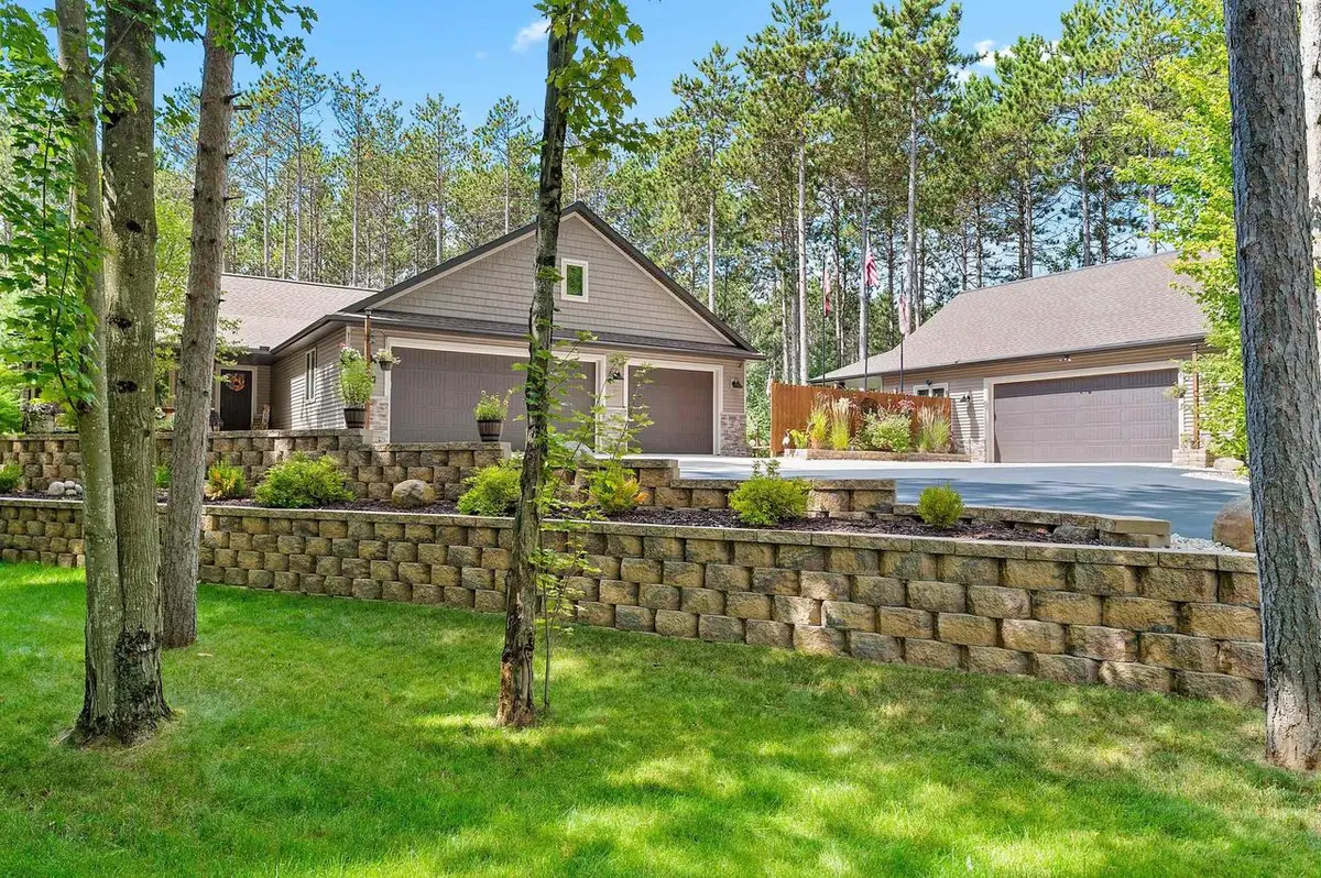 863 MAPLE LEAF TRAIL, Sobieski, WI 54171 - #1