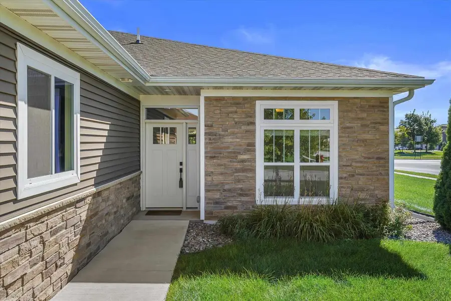 4858 WYLD BERRY WAY, Hobart, WI 54155 - #2