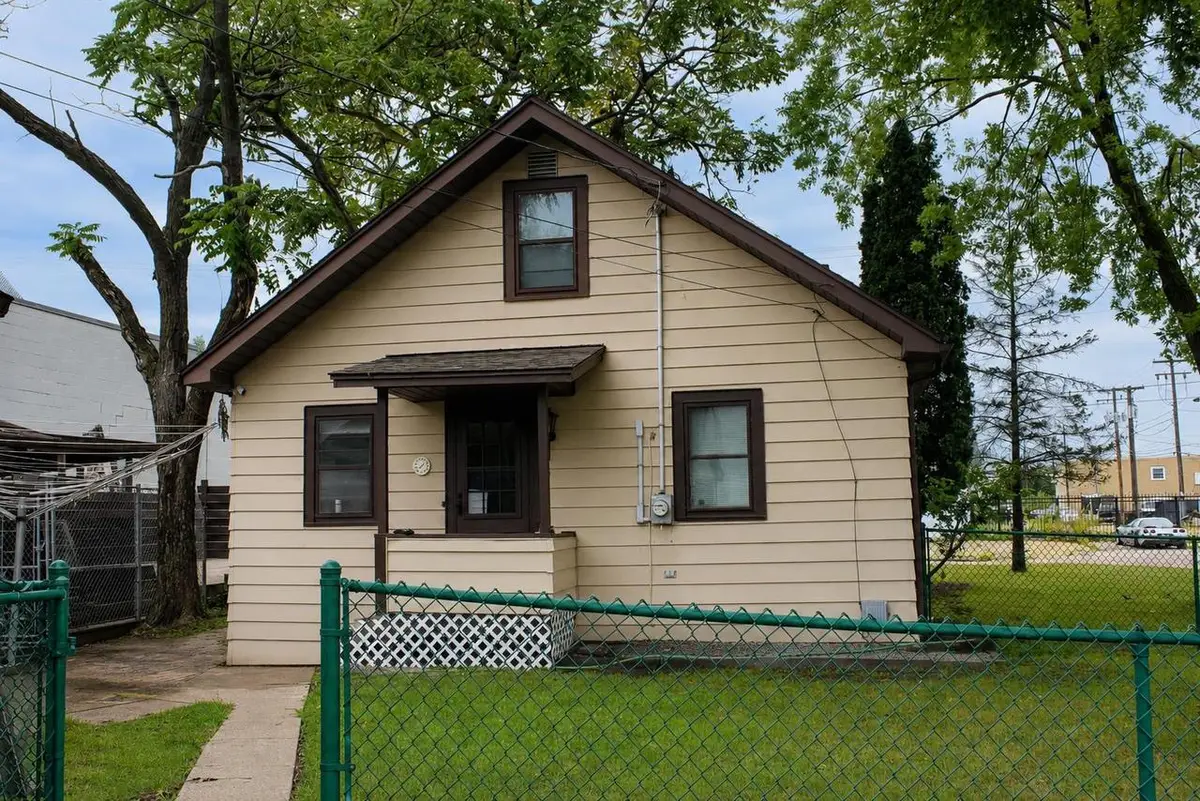 1605 W HASKEL STREET, Appleton, WI 54914 - #1