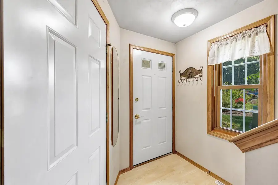 2567 TELLURIDE TRAIL, Green Bay, WI 54313 - #2