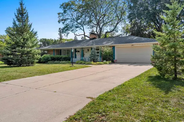 241 ST MARYS BOULEVARD, Green Bay, WI 54301
