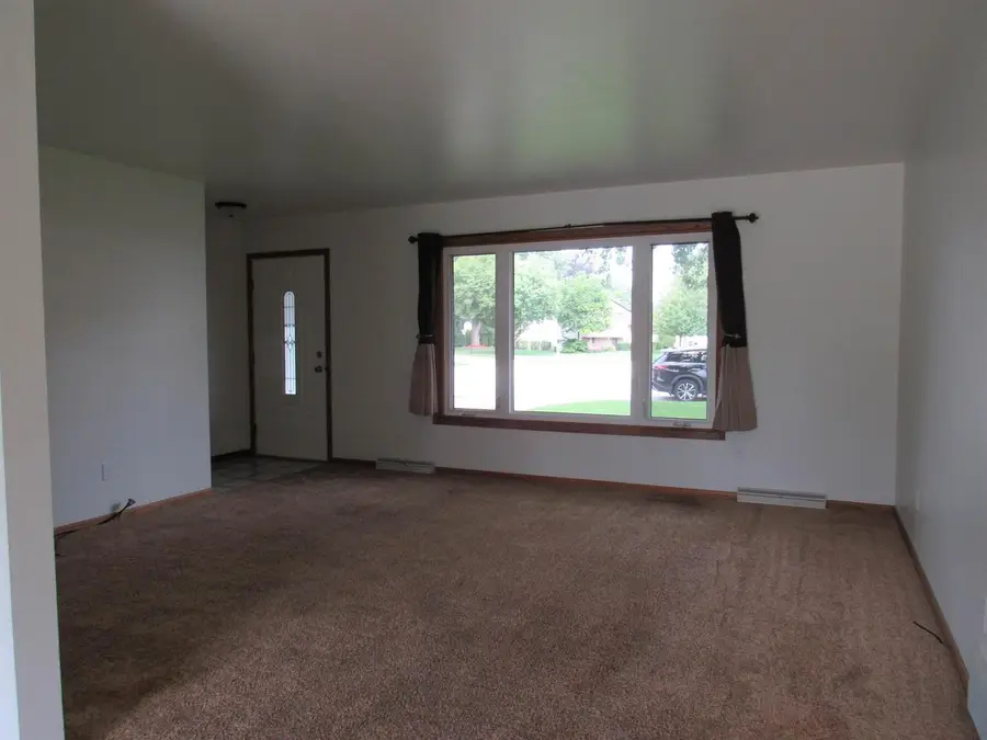 2781 TULIP COURT, Green Bay, WI 54313 - #2
