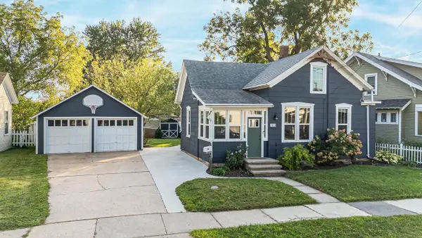 203 W DIVISION STREET, Kaukauna, WI 54130