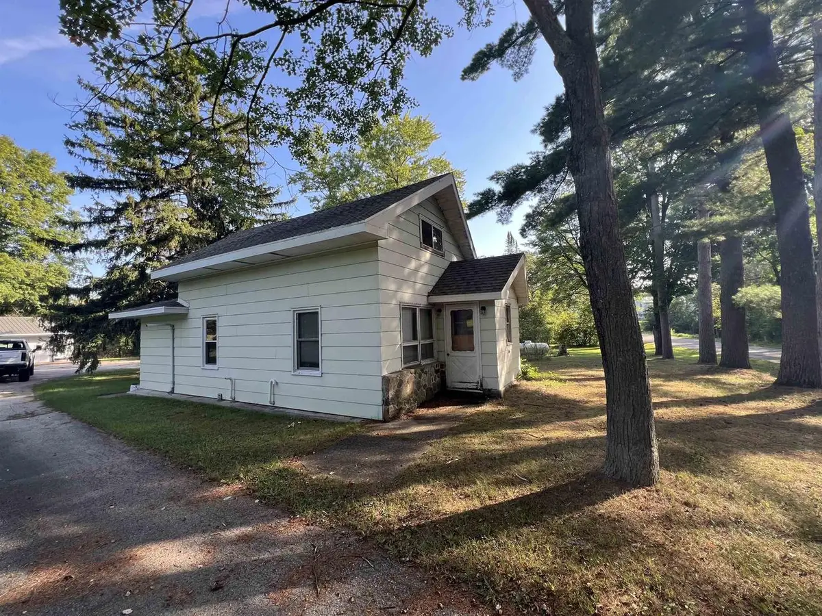 N5539 26TH ROAD, Wild Rose, WI 54984 - #1