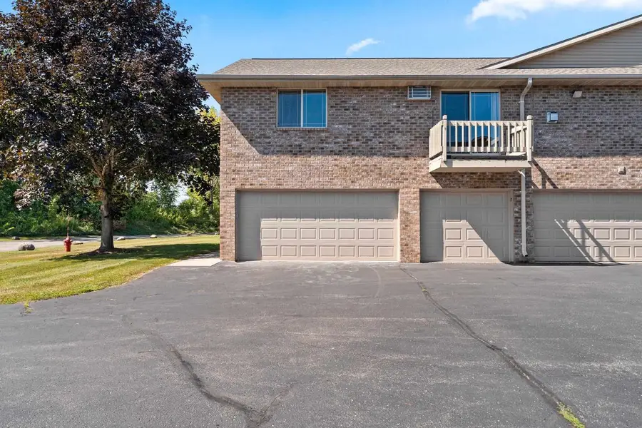 3319 N CASALOMA DRIVE  #81, Appleton, WI 54913 - #2