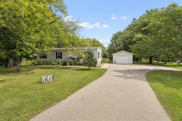 N3356 COUNTY ROAD W, New London, WI 54961