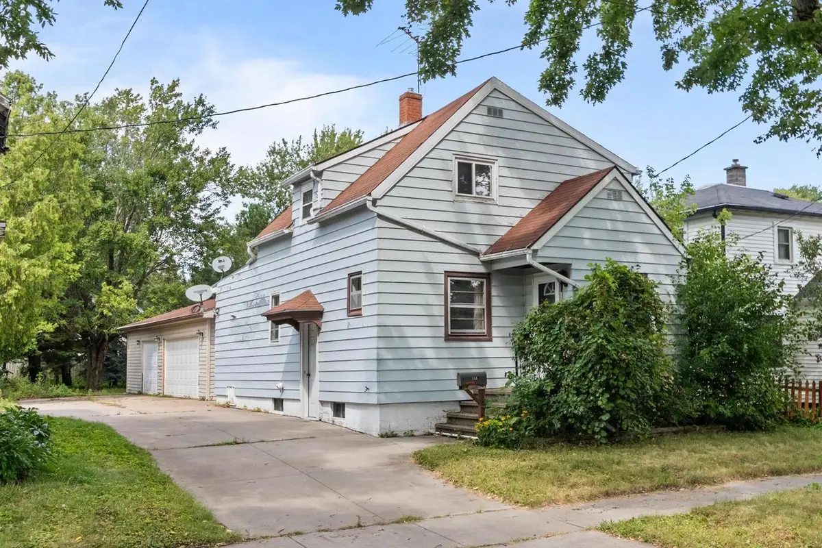 1516 W LAWRENCE STREET, Appleton, WI 54914 - #1