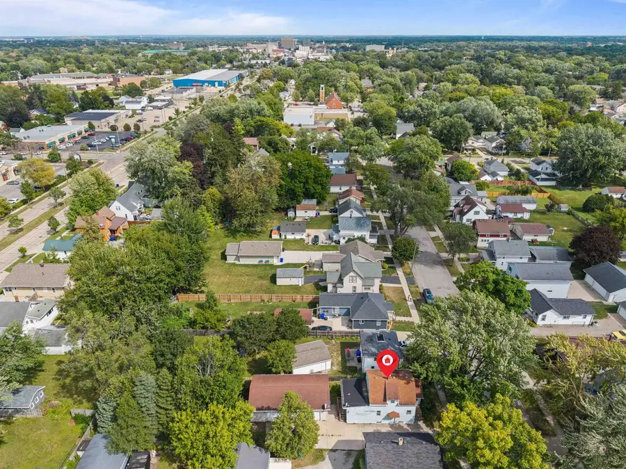 1516 W LAWRENCE STREET, Appleton, WI 54914 - #2