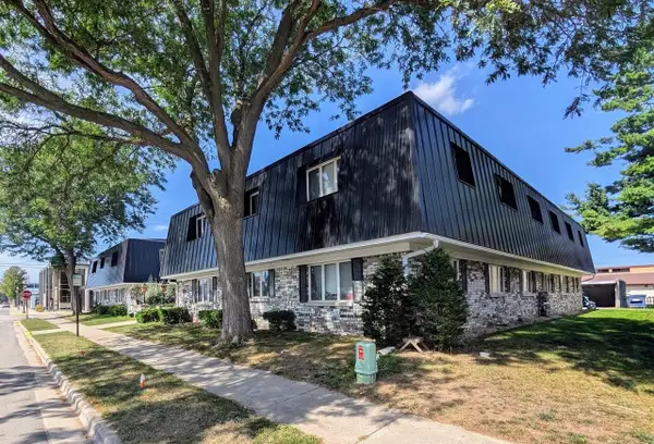 205 E DIVISION STREET, Shawano, WI 54166