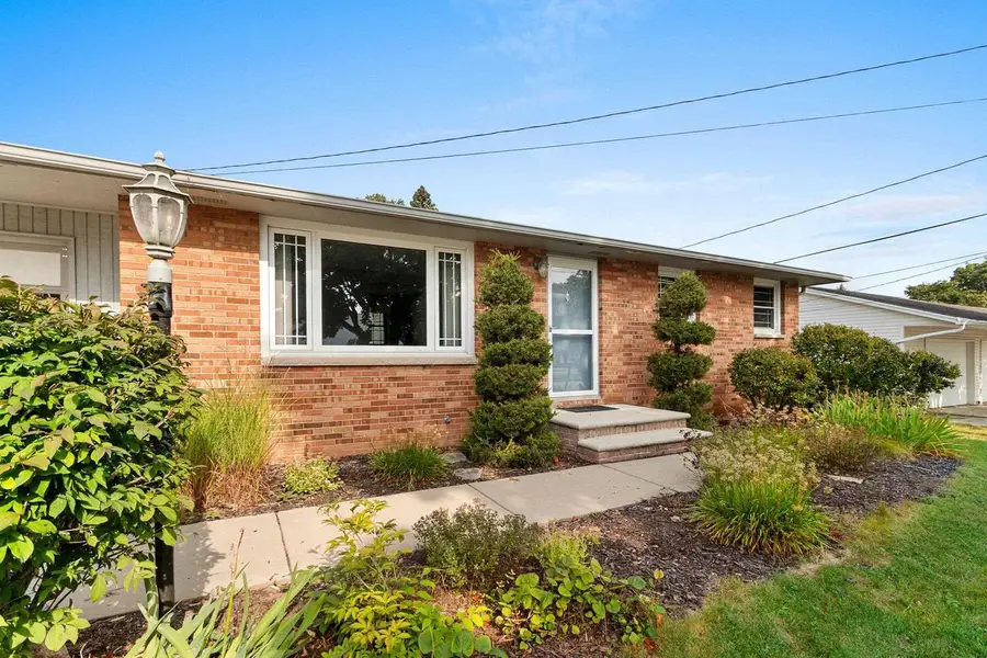 2098 TRUE LANE, Green Bay, WI 54304 - #3