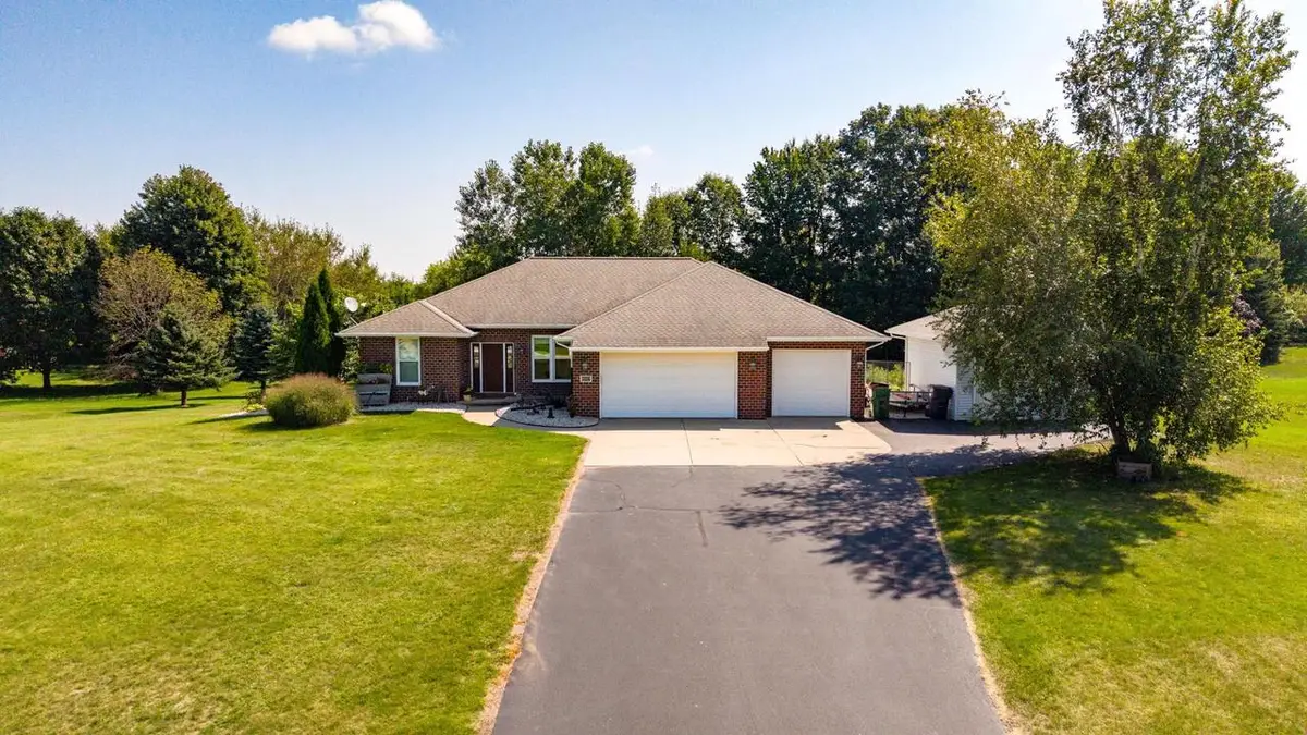 3206 RIVER FOREST HILLS DRIVE, Pulaski, WI 54162 - #1