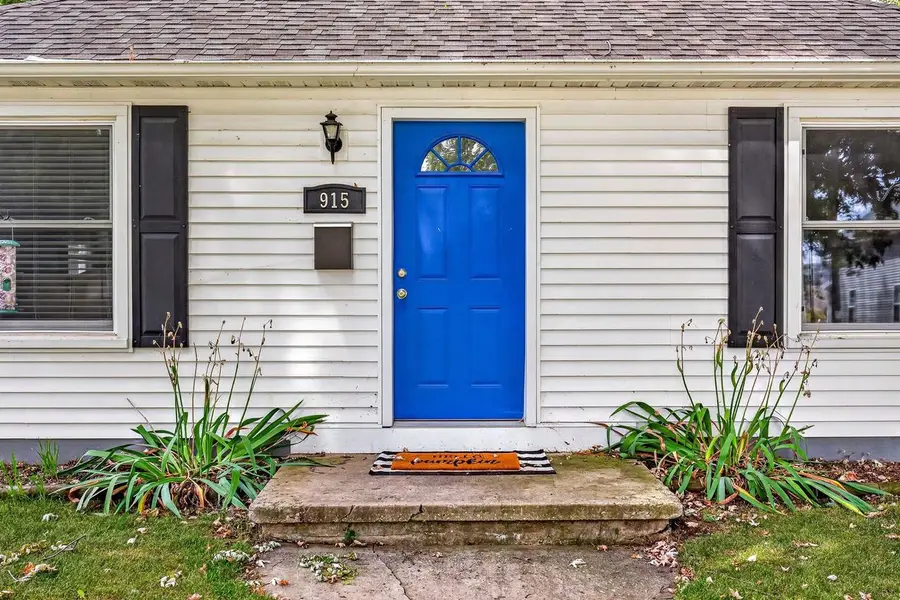 915 TAFT STREET, Kaukauna, WI 54130 - #3
