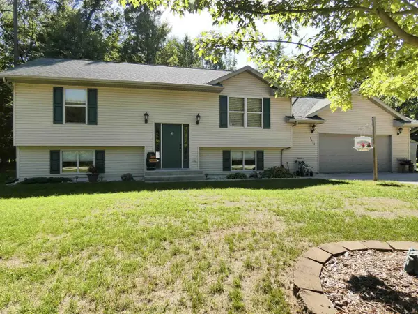 1333 KLOPPMAN STREET, Crivitz, WI 54114