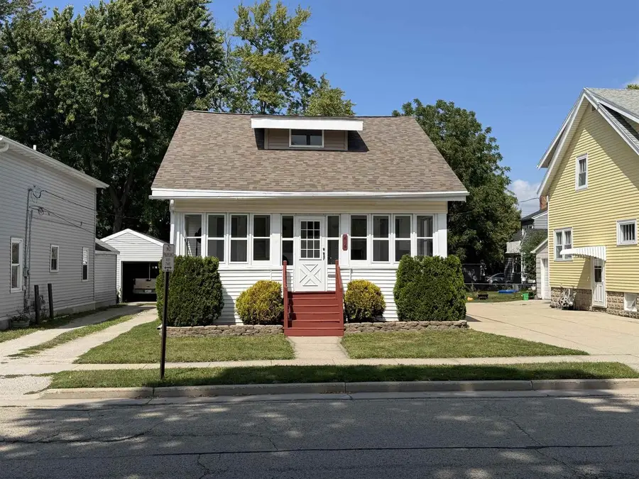 616 E JEFFERSON STREET, Waupun, WI 53963 - #2