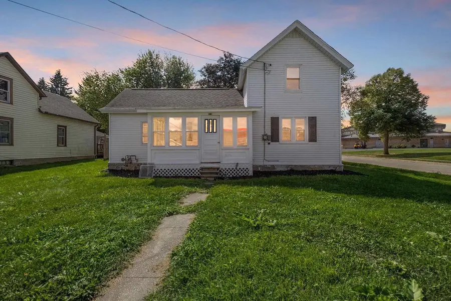 201 MONROE STREET, Waupun, WI 53963 - #2