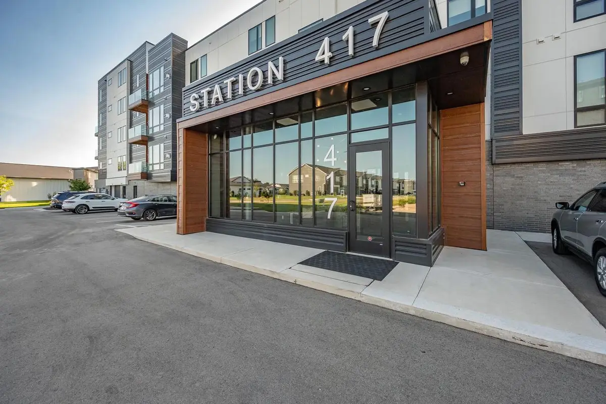 417 ALDON CIRCLE  #302, Green Bay, WI 54304 - #1