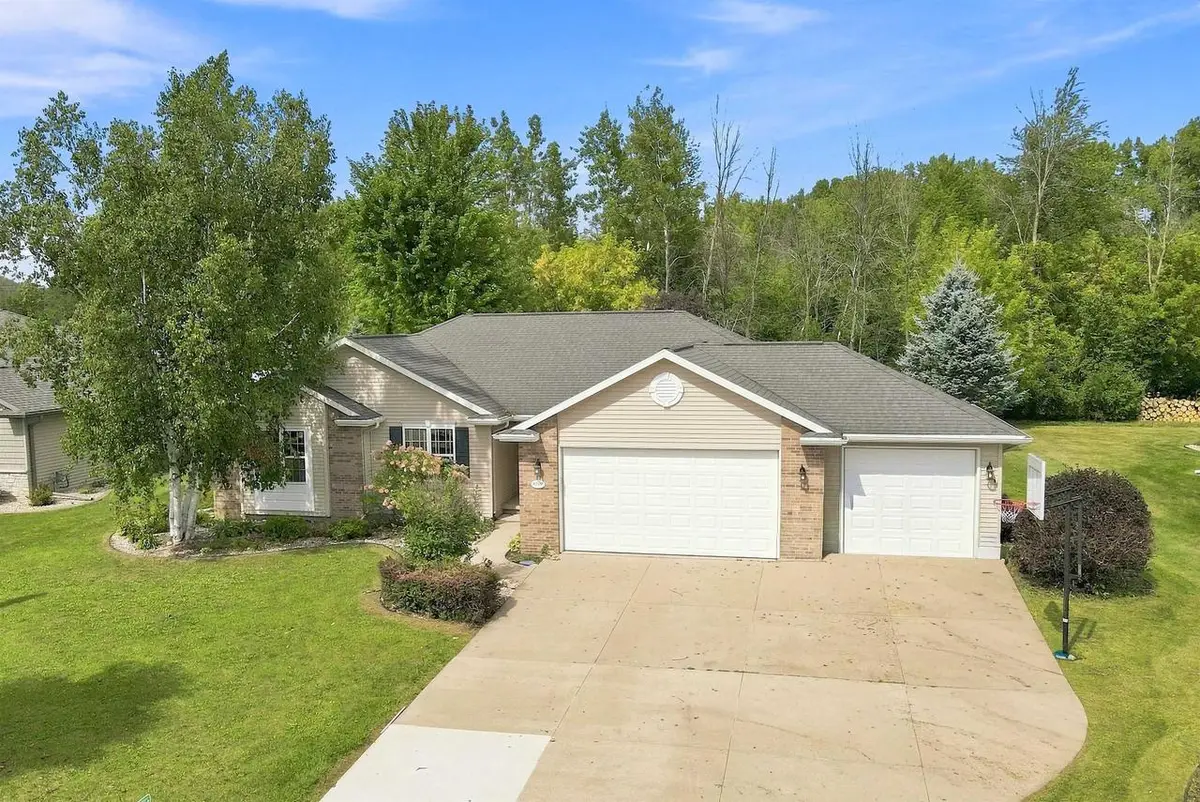W7252 DOVER COURT, Greenville, WI 54942 - #1