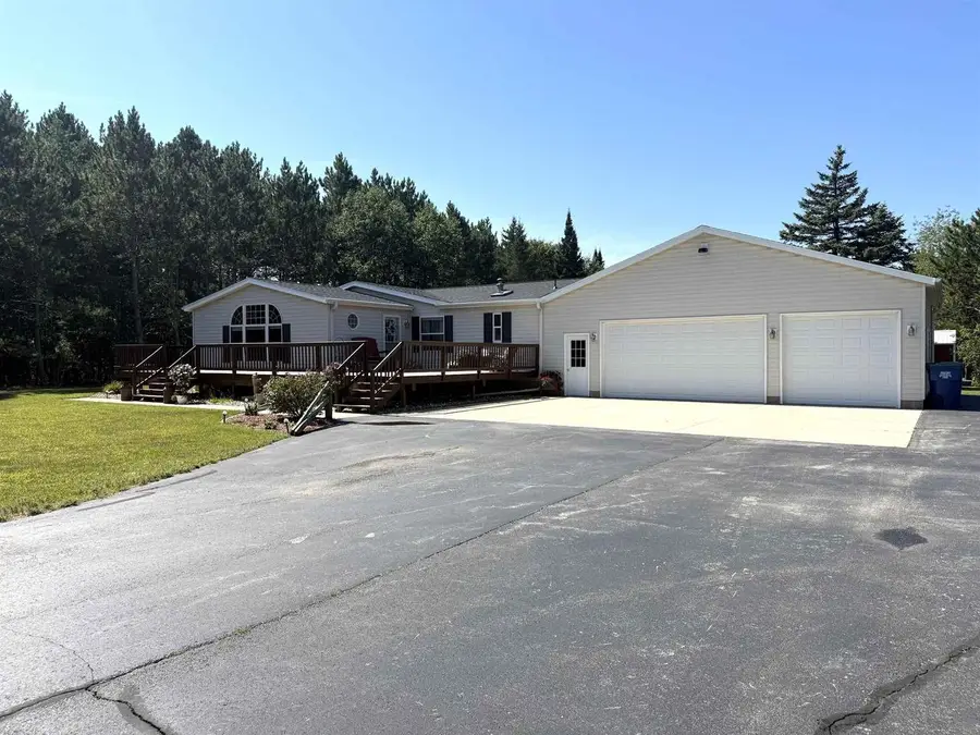 N2985 SPRUCE ROAD, Clintonville, WI 54929 - #2
