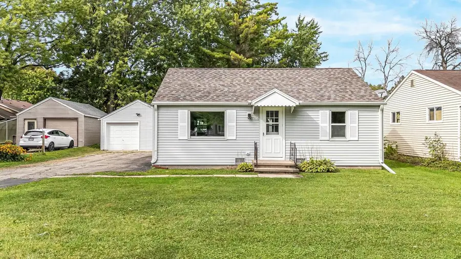 816 ELM STREET, Winneconne, WI 54986 - #2