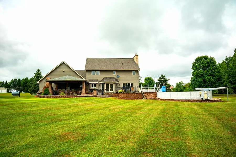 5062 MEADOWVIEW LANE, Oconto Falls, WI 54154 - #2