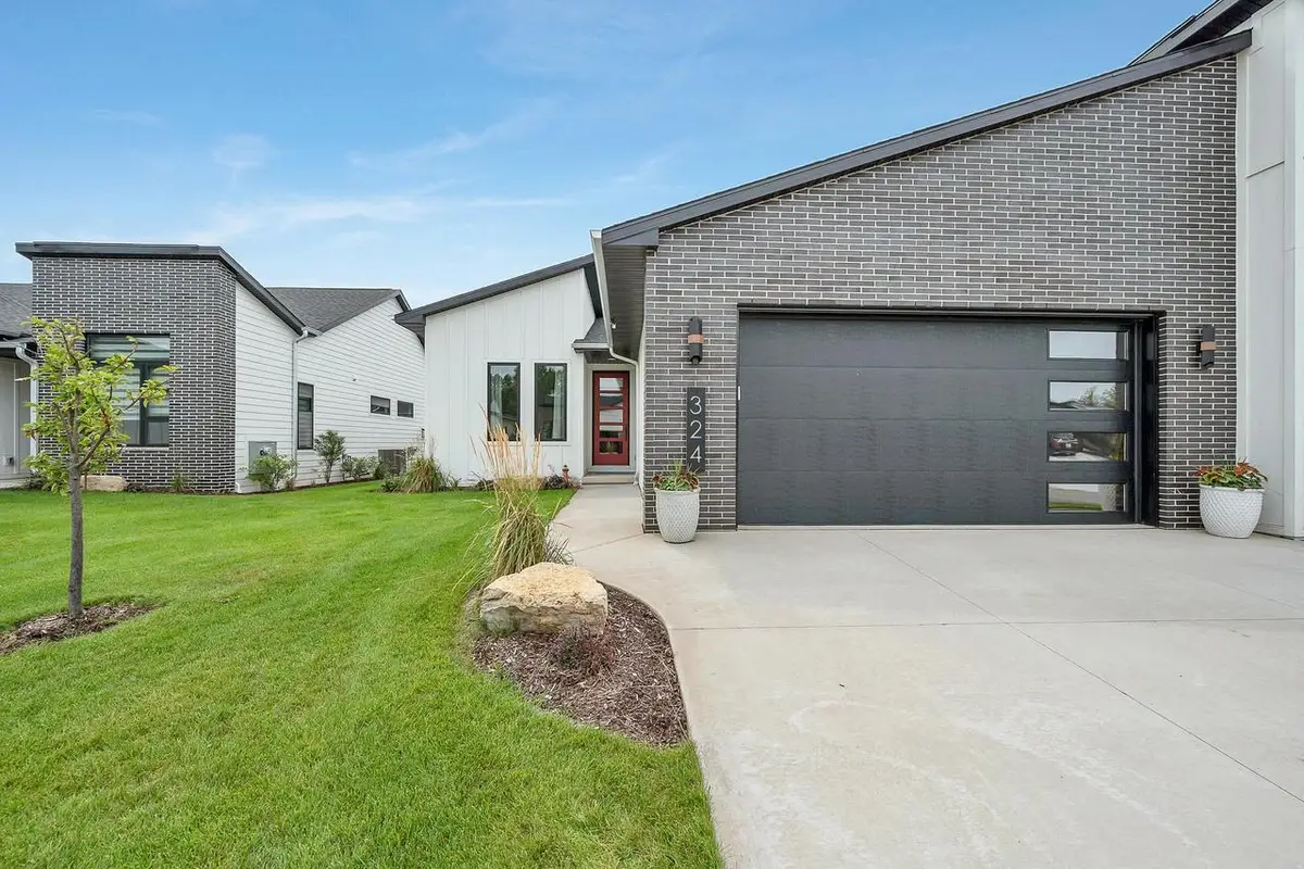324 ALDON CIRCLE, Green Bay, WI 54304 - #1