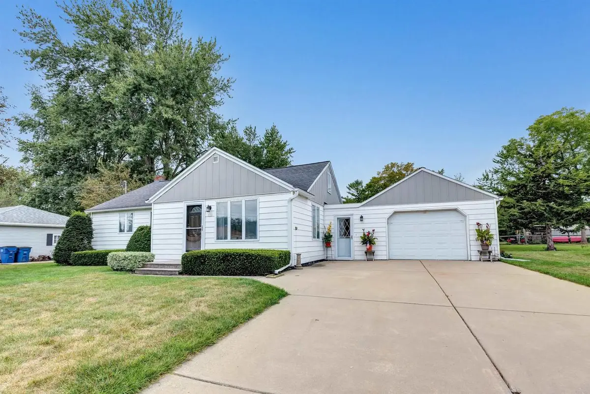131 JOHNSON STREET, Pulaski, WI 54162 - #1