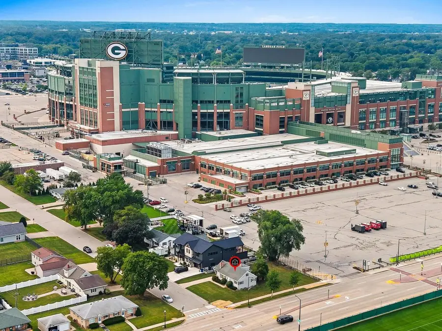 880 STADIUM DRIVE, Green Bay, WI 54304 - #2