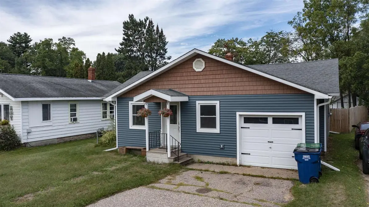 N2741 COUNTY ROAD QQ, Waupaca, WI 54981 - #1