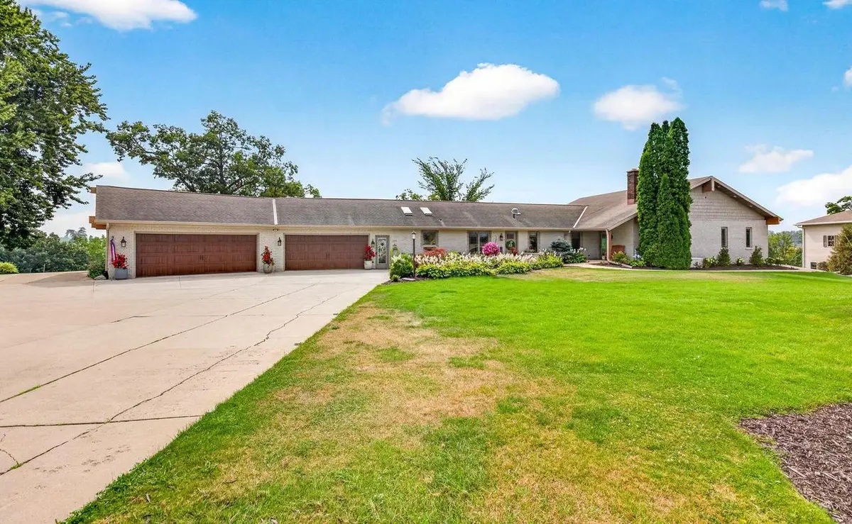 209 MAIN STREET, Wrightstown, WI 54180 - #1