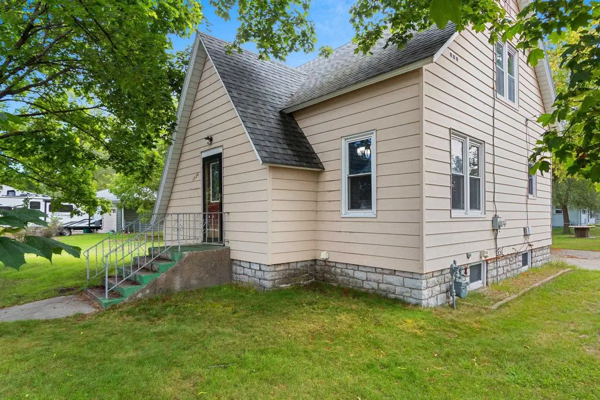 1524 6TH STREET, Marinette, WI 54143 - #1