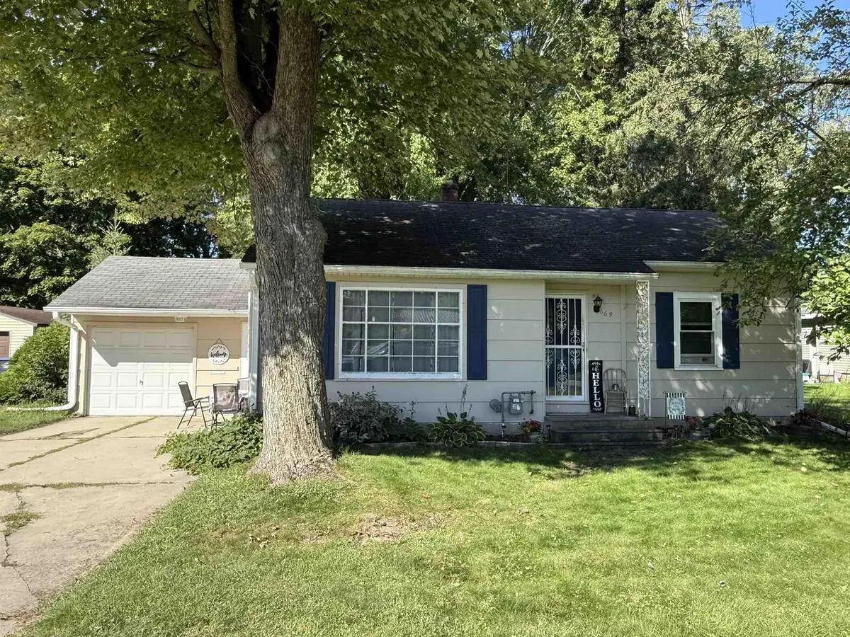 669 N SMALLEY STREET, Shawano, WI 54166 - #1