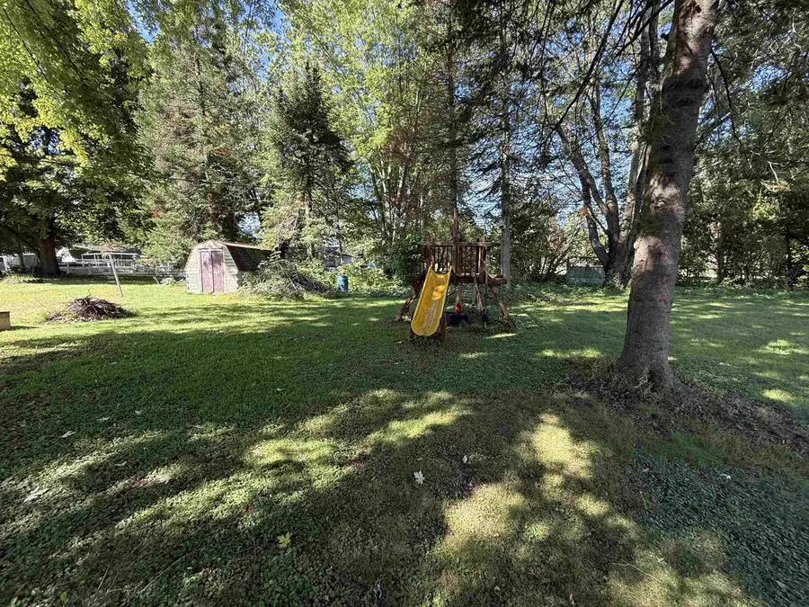 669 N SMALLEY STREET, Shawano, WI 54166 - #2